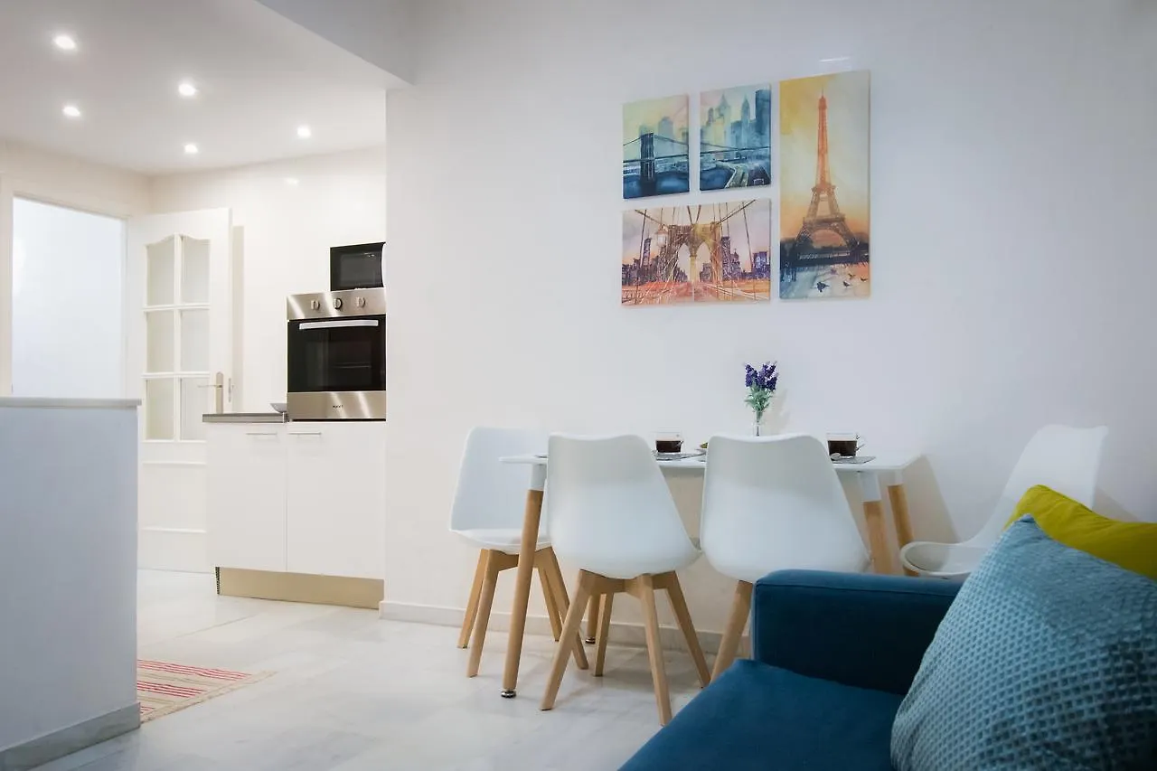 Holidays2Malaga Old Town Hotel Apartment